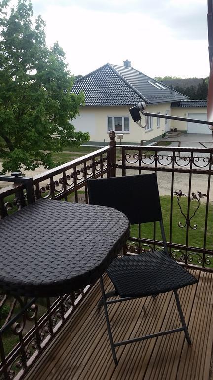 Ferienwohnung Am Muehlstein 뤼벤 외부 사진